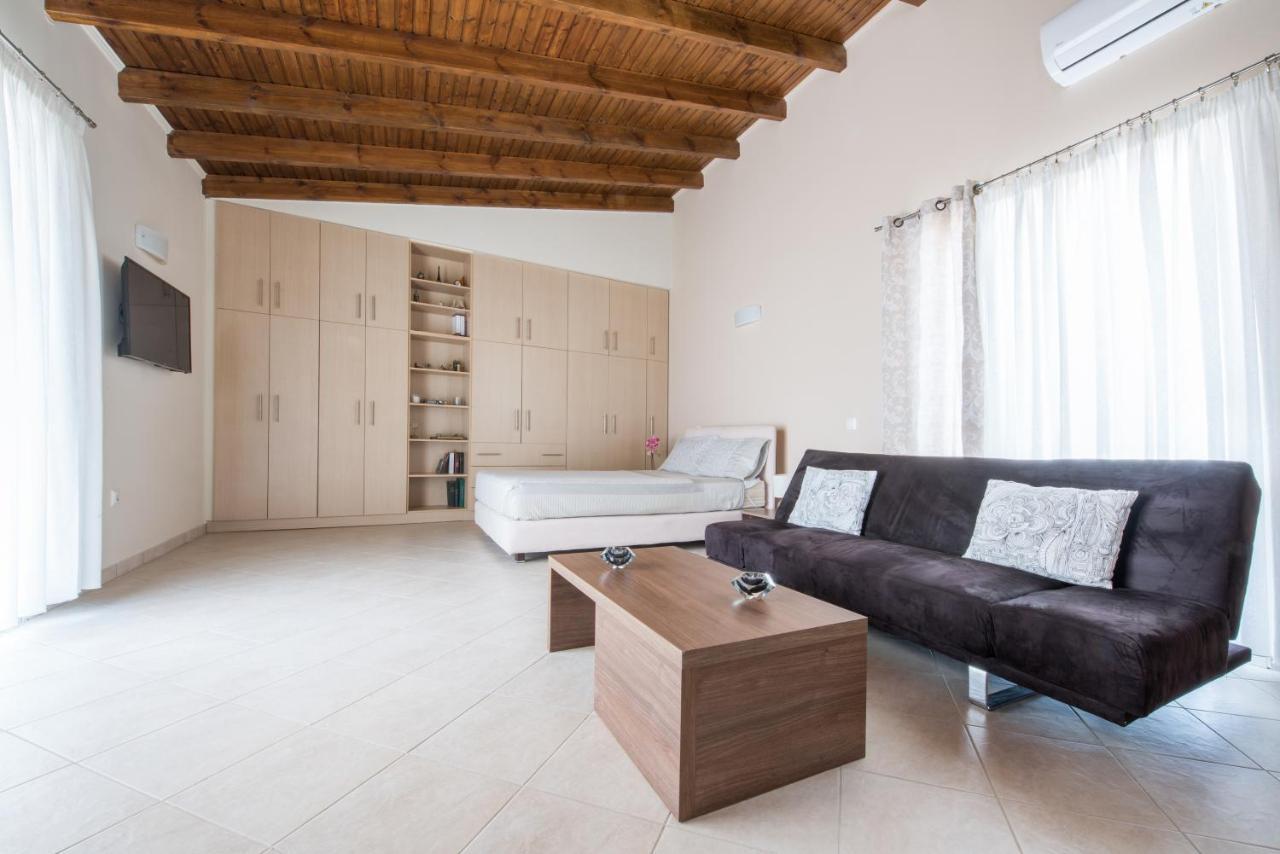 Top Floor Modern Studio In Central Koropi Apartamento Exterior foto